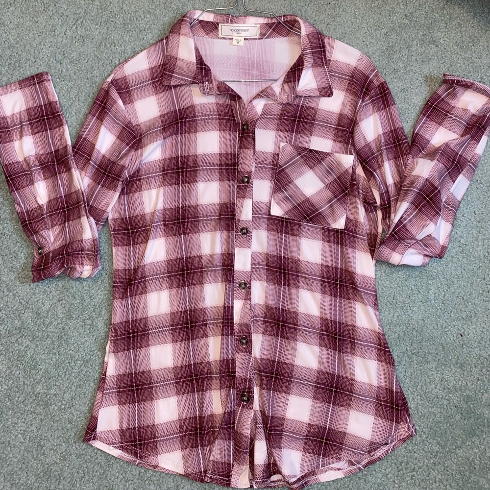 Women’s Plaid button down shirt